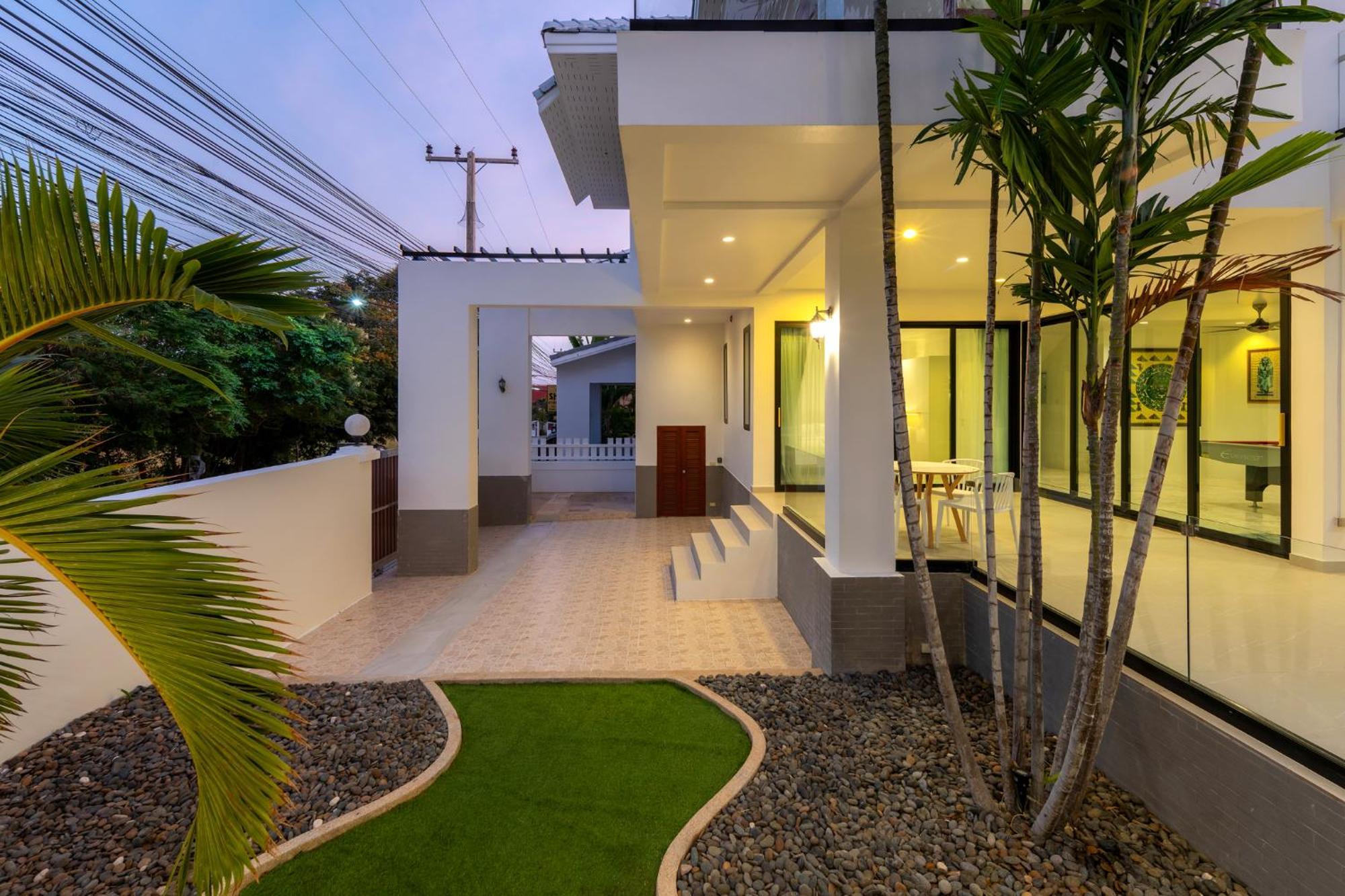 Stunning Villa With Pool And Tropical Garden Hua Hin Exterior photo