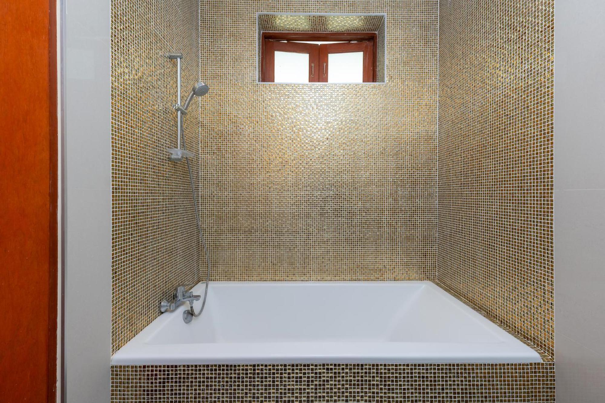 Stunning Villa With Pool And Tropical Garden Hua Hin Exterior photo