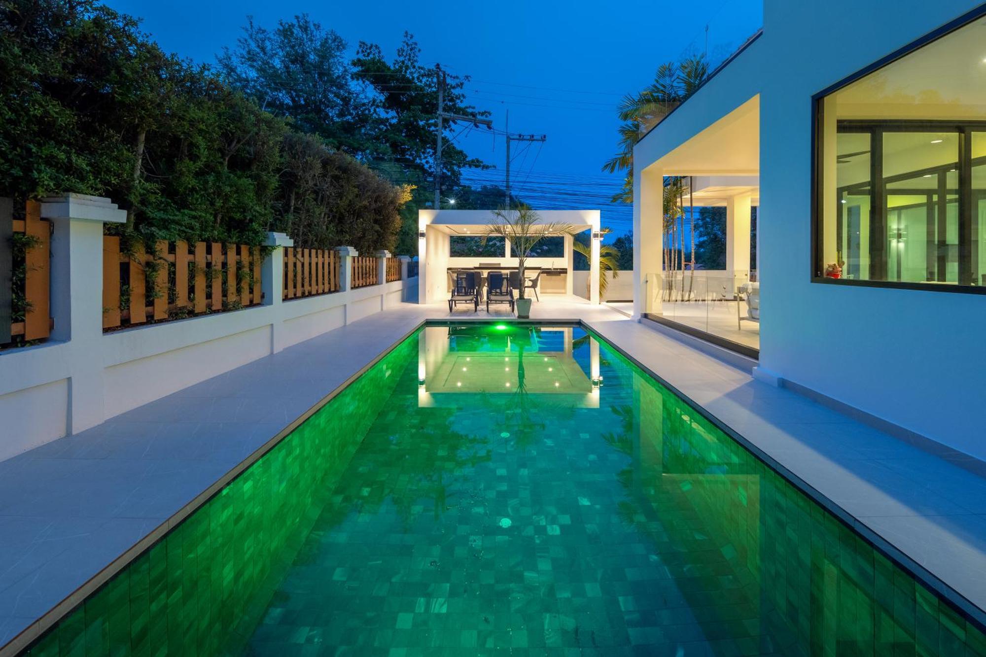 Stunning Villa With Pool And Tropical Garden Hua Hin Exterior photo
